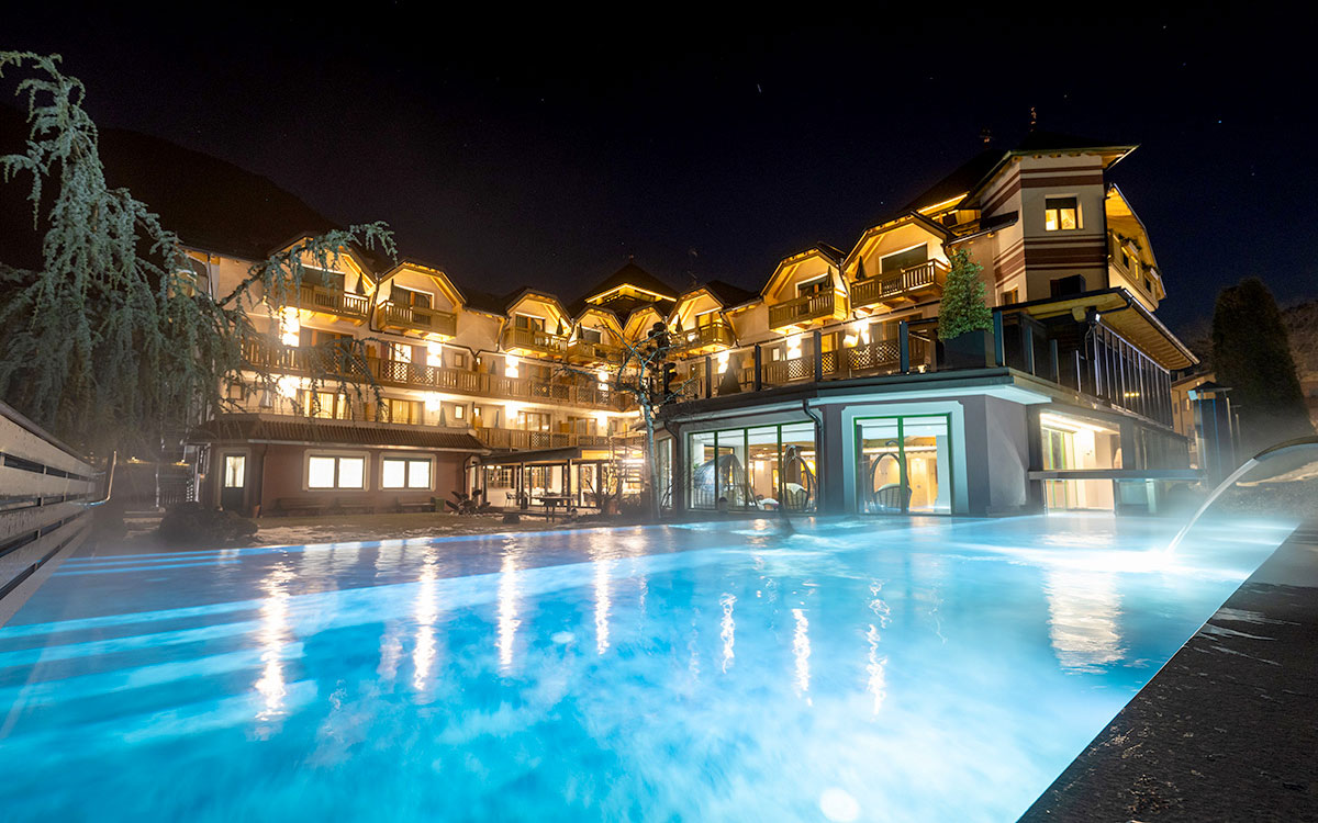 hotel tevini-commezzadura infinity pool (48)